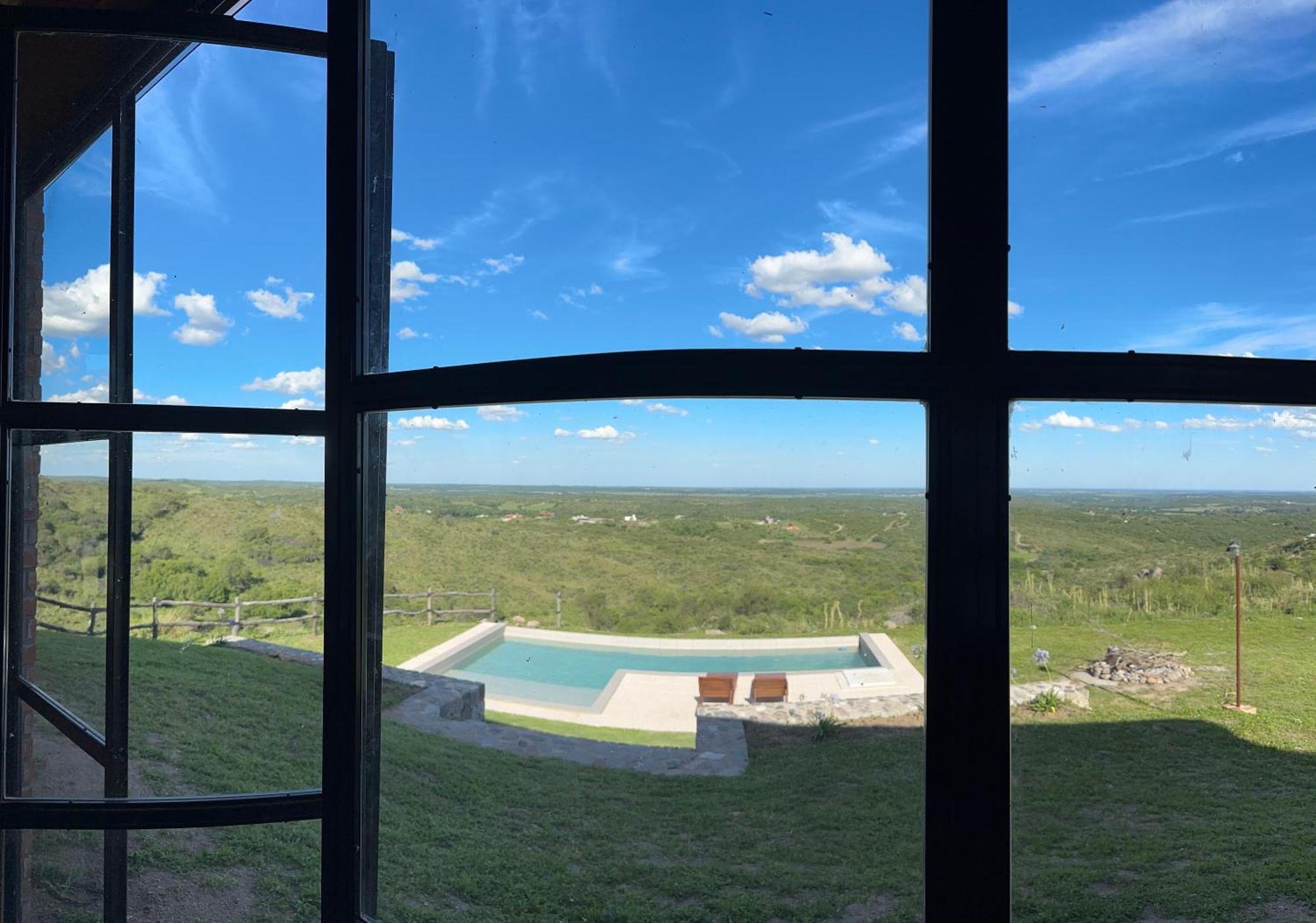 Casa En Ascochinga B.° Cerrado. Sierras De *
